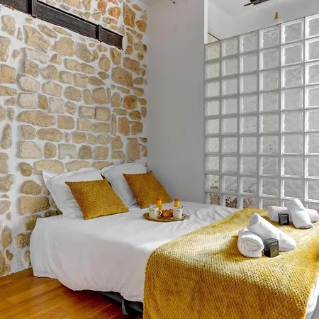Apartment 611 Precheurs - Superb In *